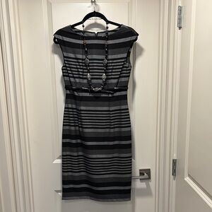 Calvin Klein Black and Gray Sleeveless Sheath Dress